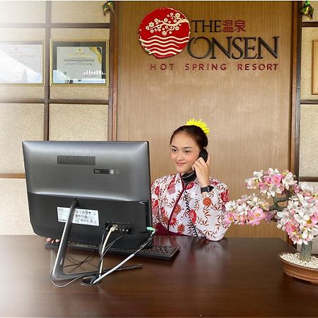 ดิ ออนเซน ฮอตสปริง รีสอร์ต Hotel บาตู ภายนอก รูปภาพ